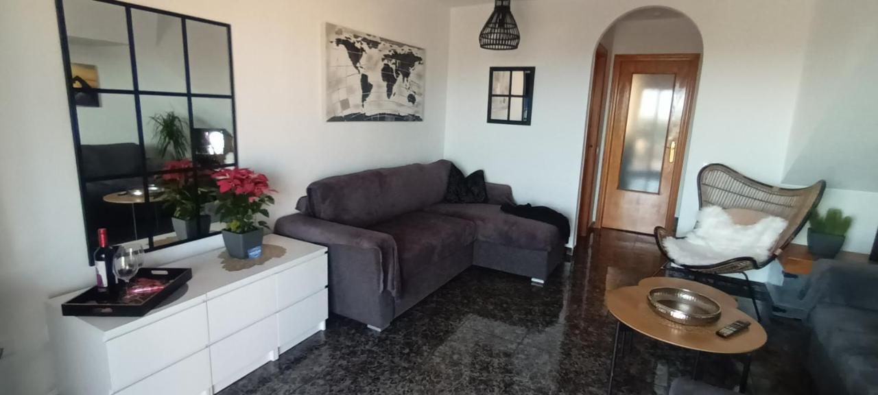 Villa Sunrise Den, A Pie De Playa, Vista Al Mar Y Piscina